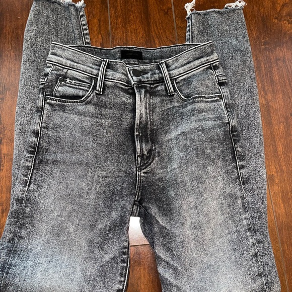 MOTHER Black Fray Jeans size 24 - Picture 1 of 14